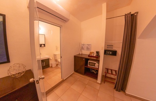 Puntas Hotel | Inviting Casa Verde Hotel: Ocean View & Spa Amenities Await