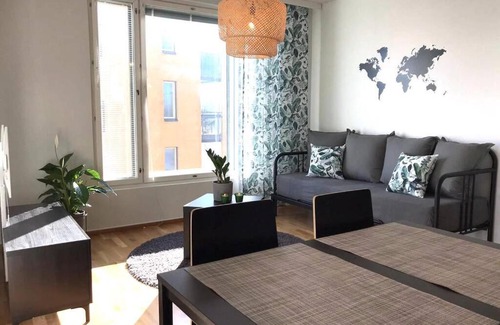 Aviapolis Apartment | Family-Friendly Casa Verde Near Helsinki Airport with High Ratings