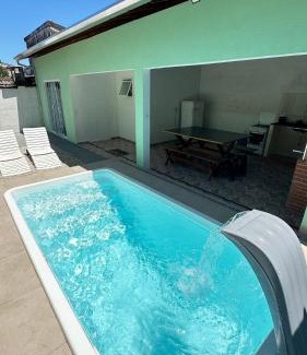 Pereque-Mirim House | Pet-Friendly CASA VERDE with Exceptional 9.4 Review Score