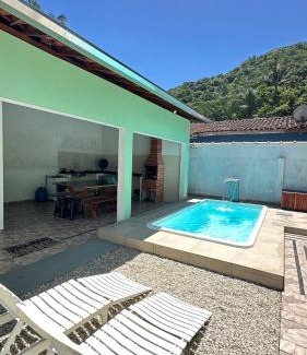 Pereque-Mirim House | Pet-Friendly CASA VERDE with Exceptional 9.4 Review Score