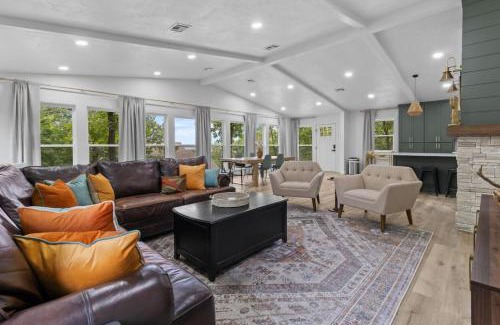 Eufaula House | Casa Verde, Updated Home with 3 Beds, 1.5 Baths, Sleeps 6