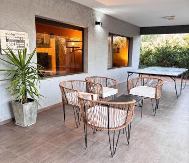 Villa Union House | Relaxing Family Stay at Casa de Viña with Pool Access