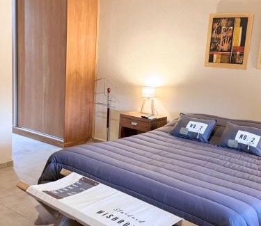 Villa Union House | Relaxing Family Stay at Casa de Viña with Pool Access