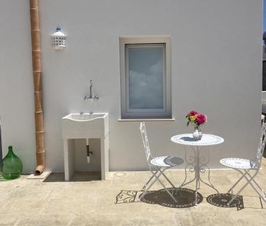 Gagliano del Capo House | Top-Rated Casa VersoMare Rooftop: Family-Friendly Stay