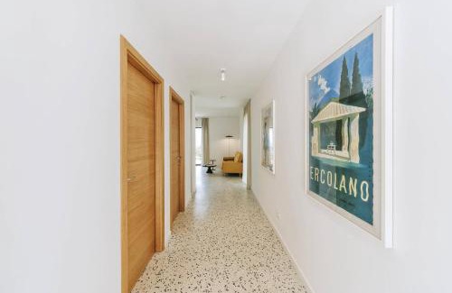 Panza Apartment | Discover Casa Via Costa: Guest Rated 9/10 for Comfort