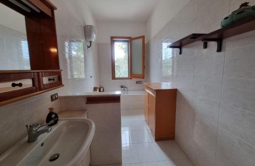 Arnesano House | Family-Friendly Stays at CASA VIANNA with Pet Amenities
