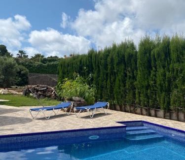 El Tosalet House | Casa Vicenta: Oceanfront Escape with Pool and Family Amenities