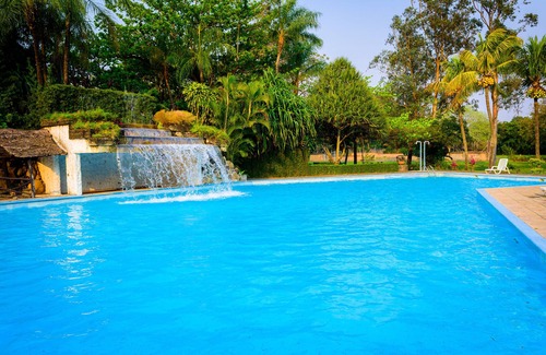 Santa Cruz House | Explore Casa Vida: Pool, Spa & Family-Friendly Comfort