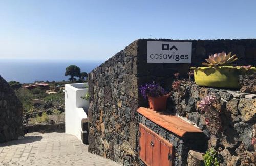 El Pinar de El Hierro House | Discover Casa Viges: Guest Rated 9.6/10 for Comfort