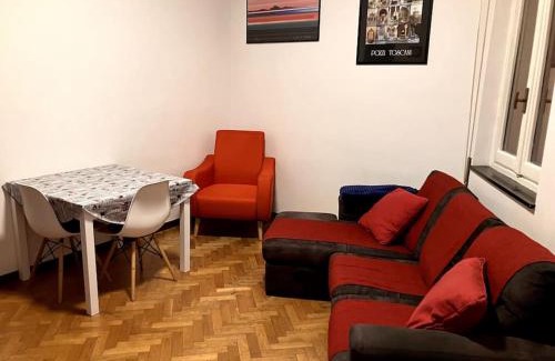 Vigevano Apartment | Casa Vigevanese: Pet-Friendly Retreat with Hot Tub Awaits