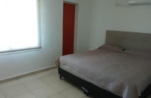 Villa Amancay House | Cozy Casa Villa Amancay: Oceanfront Stay with Pool & Pets