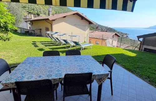 Assenza House | Inviting Casa Sommavilla: Pet & Child Friendly Retreat