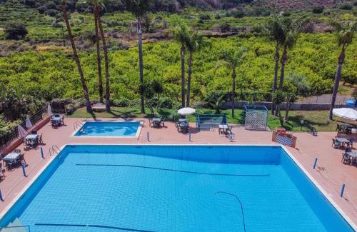 Santa Tecla Apartment | Casa Villalba - Relaxing Apartment with Pool and Ocean Views