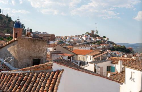 Santisteban del Puerto House | Inviting Casa Villanueva: Family-Friendly Retreat Awaits