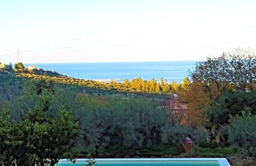 Salina Apartment | Seaside Bliss at Casa Villea: Top-Rated Apartment Oasis