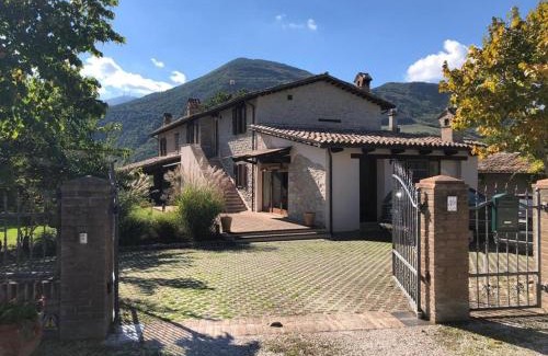 Cagli House | Oceanfront Escape at Casa Vinto - Guest Rated 9.3/10
