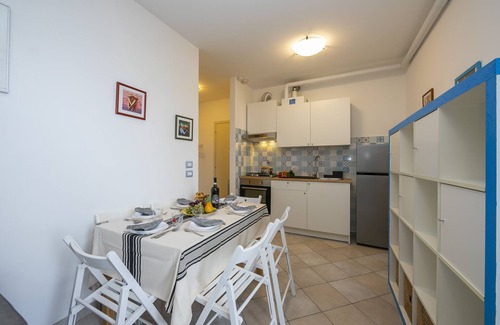 Varazze Apartment | Casa Viola: Sea View with Pool & Family-Friendly Amenities