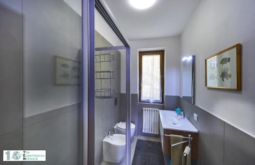 Perledo Apartment | Oceanfront Casa Violetta: Family-Friendly Retreat