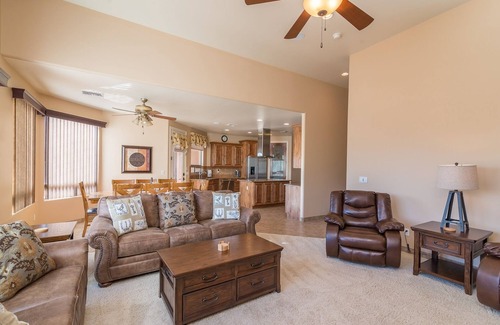 Desert Hills House | Relaxing Casa Vista 4 Bedroom Home with Pool & Spa