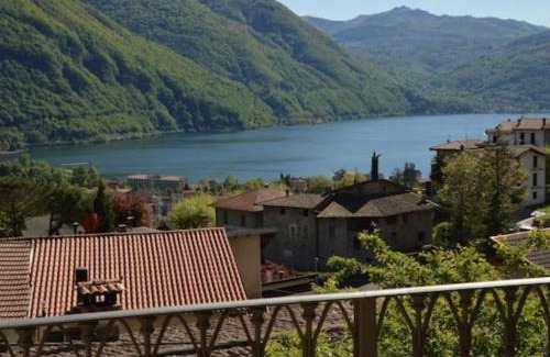 Porlezza House | Child-Friendly CASA VISTA: Guest Rated 9.2/10