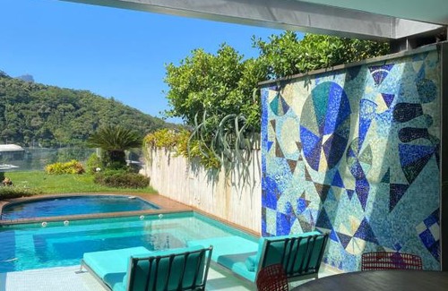 Barra da Tijuca House | Relax at Casa Vista Mar e Corcovado with Pool & Pet Access
