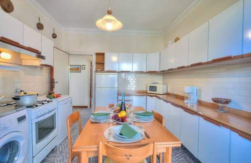 Forte dei Marmi House | Convenient Casa Vittoria: 800m to Sea in Forte dei Marmi