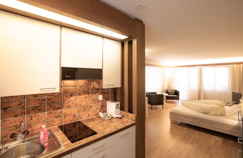 Bad Ragaz Apartment | Discover Casa Viva: Pet-Friendly Stay with Spa & Breakfast