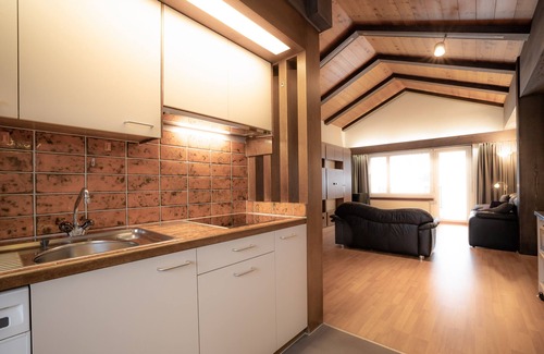 Bad Ragaz Apartment | Discover Casa Viva: Pet-Friendly Stay with Spa & Breakfast