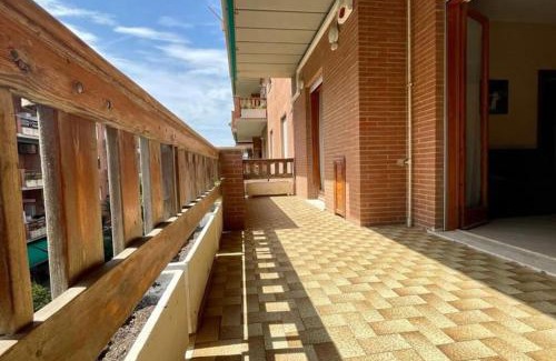 Quartiere XXXV Lido di Castel Fusano Apartment | Casa Vivaldi: Oceanfront Retreat Near Beach and Pine Forest