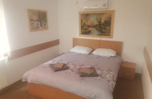 Baia House | Pet-Friendly Casa Viviana: Oceanfront Bliss, Rated 9.8