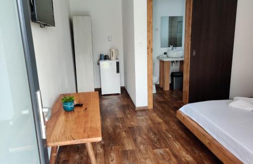 Douazeci si Trei August House | Pet-Friendly Casa Vlad: A Cozy Retreat for Families
