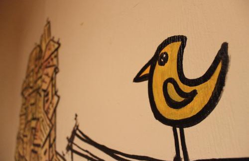 Cerro Concepcion Hostel | Cozy Casa Volante Hostal with Family-Friendly Amenities