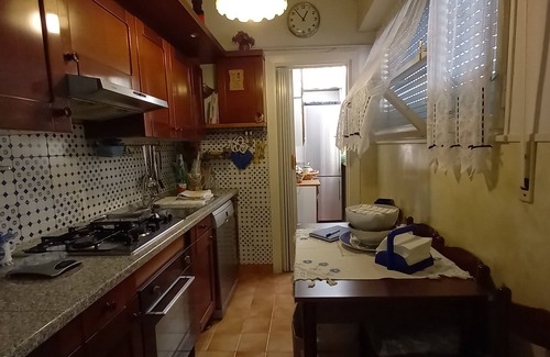 Ostiense Apartment | Exceptional WALLY HOUSE: Close to UniverRomaTre & Metro