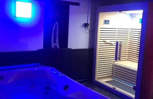 Buzet House | Relax at Casa Wellness Floreffe with Hot Tub & Great Reviews