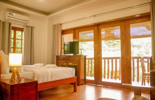 San Juan Hotel | Unwind at Casa Wilcon: Ocean View, Pool & Spa Delights