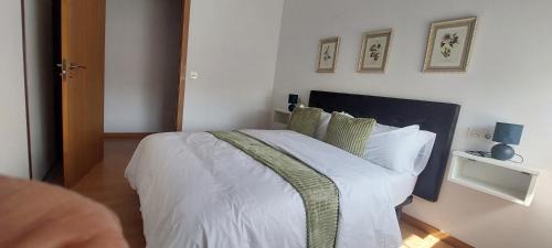Mos Apartment | Child-Friendly Retreat at Casa Xoubiña - Rated 9.6/10