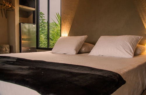 Mata de Platano Hotel | Relax at Casa Xué - Alma Lodge with Spa & Family-Friendly Perks