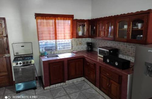 Moyogalpa House | Cozy Stay at Casa y Hospedaje Norma - Family & Pet Friendly