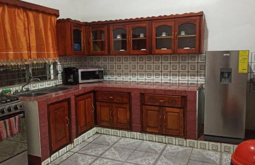 Moyogalpa House | Cozy Stay at Casa y Hospedaje Norma - Family & Pet Friendly