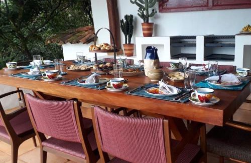 Barichara Bed & Breakfast | Experience Comfort and Convenience at Casa Yahri Hotel