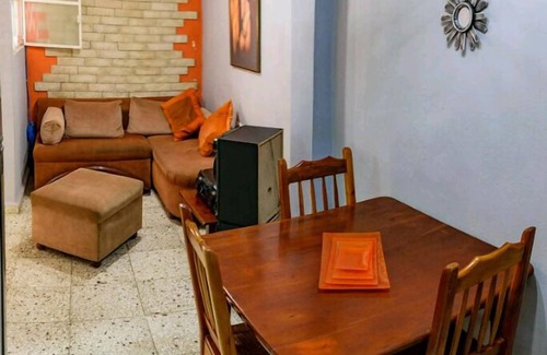 Centro Havana Apartment | Discover Casa Yaite y Lazaro: Family-Friendly with Spa