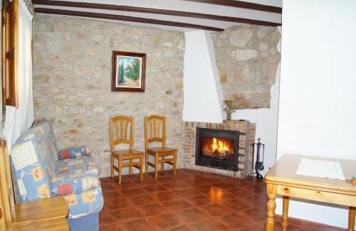 Puebla de Benifasar House | Welcoming Casa Yayo: Pet-Friendly Stay with Kitchen Access