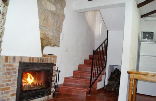 Puebla de Benifasar House | Welcoming Casa Yayo: Pet-Friendly Stay with Kitchen Access