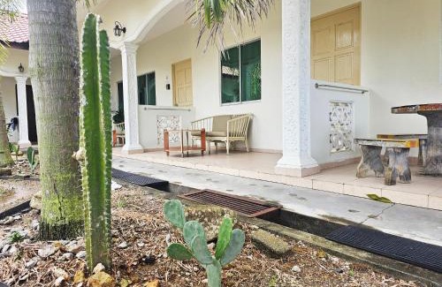 Lubok Buaya Hotel | Casa Yusika