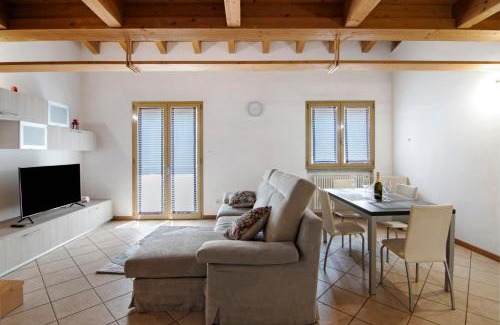 Piantedo Apartment | Family-Friendly Stays at Casa Zia Dani Await You