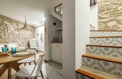 Peniscola Old Town Apartment | Discover CASA ZIBÁ: Family-Friendly Getaway in Casco Antiguo