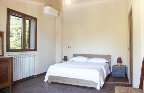 Castelmola Apartment | Casa Ziretto