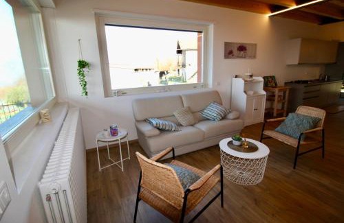 Colico Piano House | Family-Friendly Getaway at Casa Zoe - Guest Rated 9.8/10