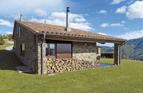 Campelles House | Discover CasaCampelles I: Family-Friendly Retreat in Vall de Núria