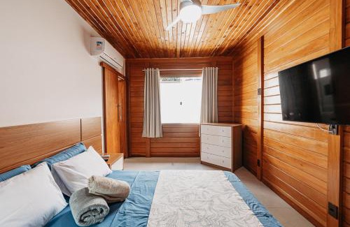 Anchieta House | Relaxing Oceanfront Retreat at Casadecastelhanos, 4 Suites